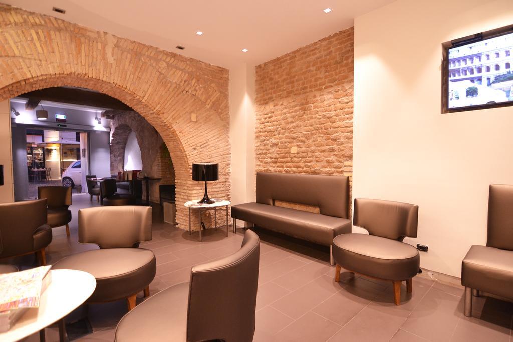 Hotel De Rome